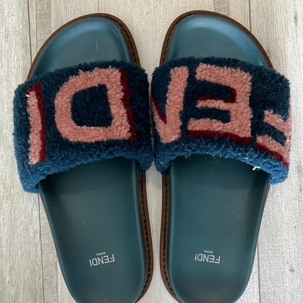 FENDI fur slides